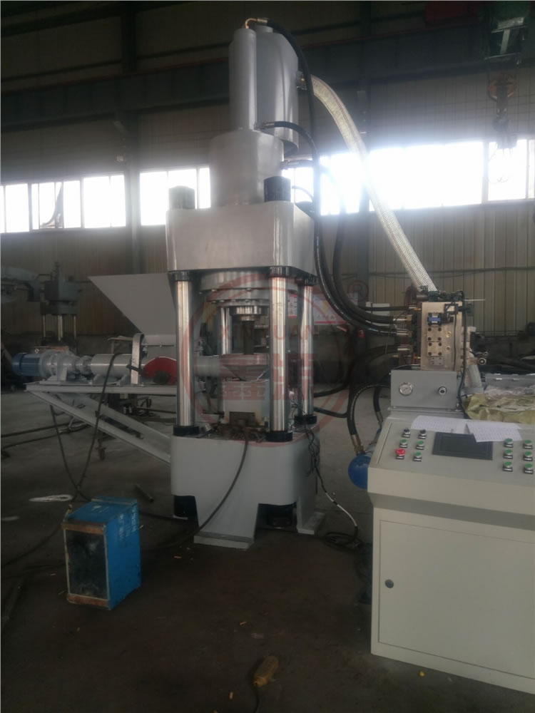 鋼屑?jí)簤K機(jī)